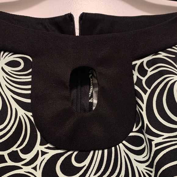 3/$15 dressbarn Size 22W Black and Mint Green Patterned Dress - Picture 3 of 6